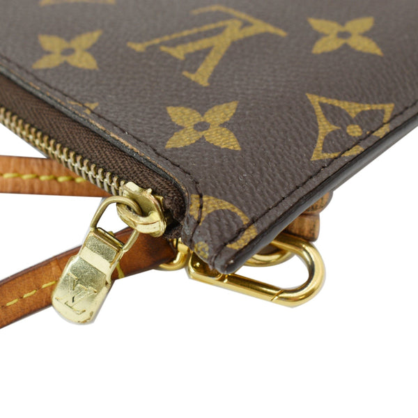 LOUIS VUITTON Neverfull Monogram Canvas Pochette Wristlet Pouch Brown