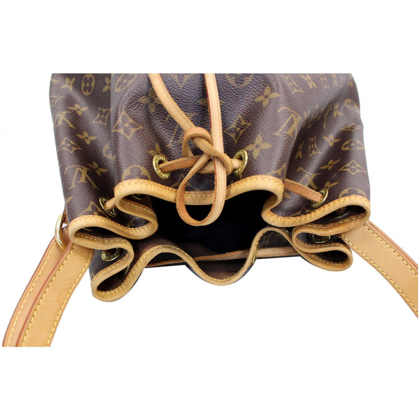 string closure LV Large Noe Monogram Canvas Bag