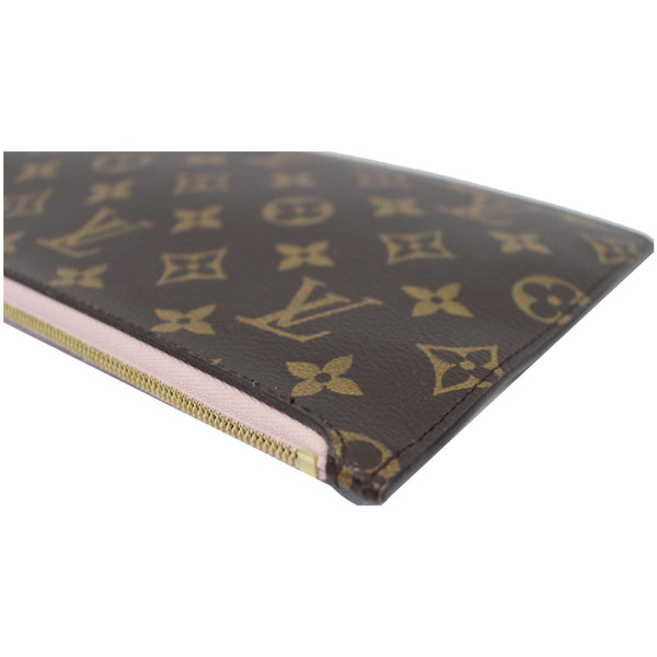Louis Vuitton Pochette Pouch Neverfull MM corner
