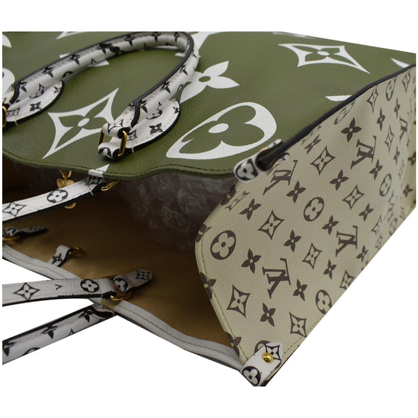 LOUIS VUITTON Onthego GM Giant Monogram Canvas Tote Shoulder Bag Khaki Green