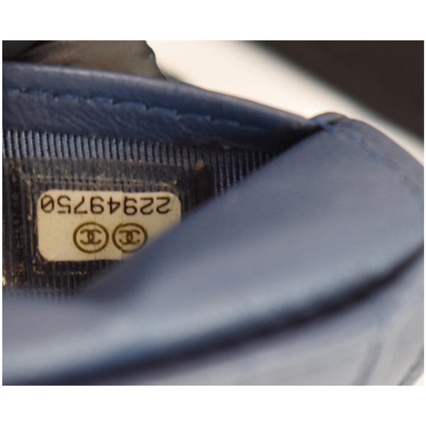 Chanel Classic Folded Leather Card Holder Wallet code