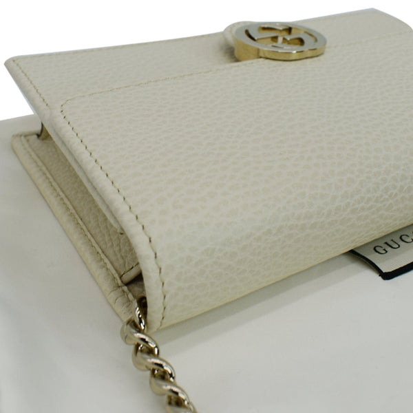 GUCCI GG Interlocking Pebbled Leather Crossbody Bag White 615523
