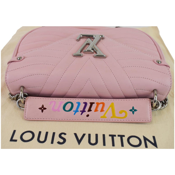LOUIS VUITTON New Wave Chain MM Calfskin Leather Shoulder Bag Rose Pink