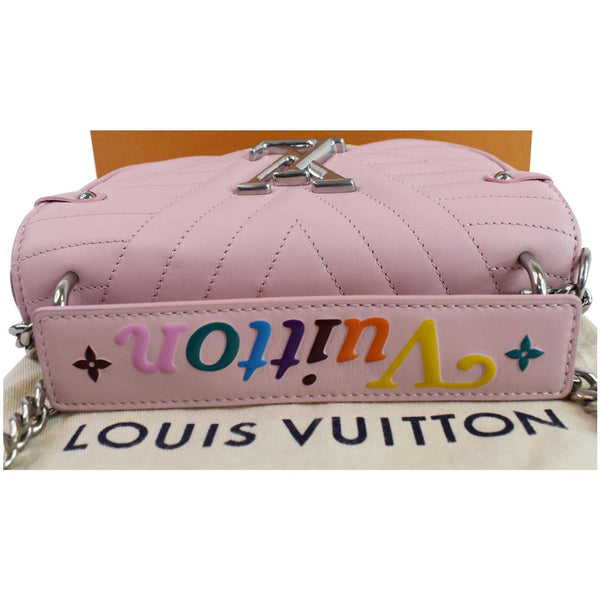 LOUIS VUITTON New Wave Chain MM Calfskin Leather Shoulder Bag Rose Pink