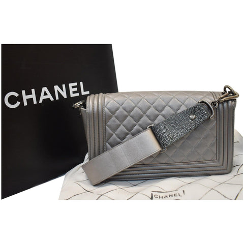 CHANEL Boy Flap with Stingray Lambskin Leather Shoulder Bag Silver