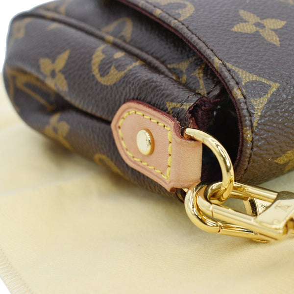 Louis Vuitton Favorite MM Monogram Canvas Crossbody Bag