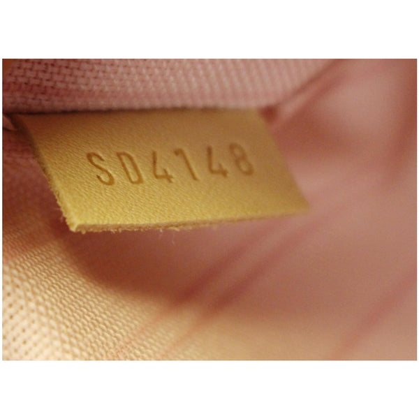 Louis Vuitton Pochette Wristlet Neverfull Pouch - lv tag