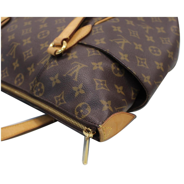 LOUIS VUITTON Totally MM Monogram Canvas Tote Shoulder Bag Brown