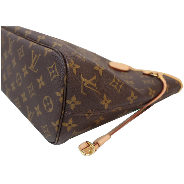 corner Louis Vuitton Neverfull PM Monogram Canvas