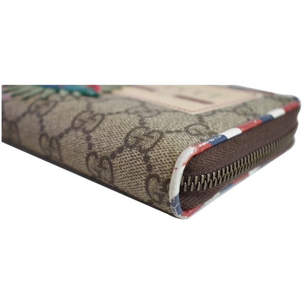 GUCCI Courrier GG Supreme Canvas Zippy Wallet Beige 473909