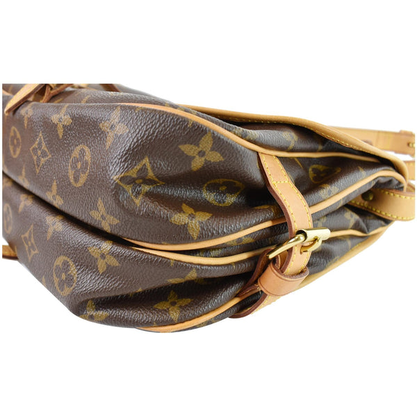 Louis Vuitton Saumur 30 Shoulder Bag corner view