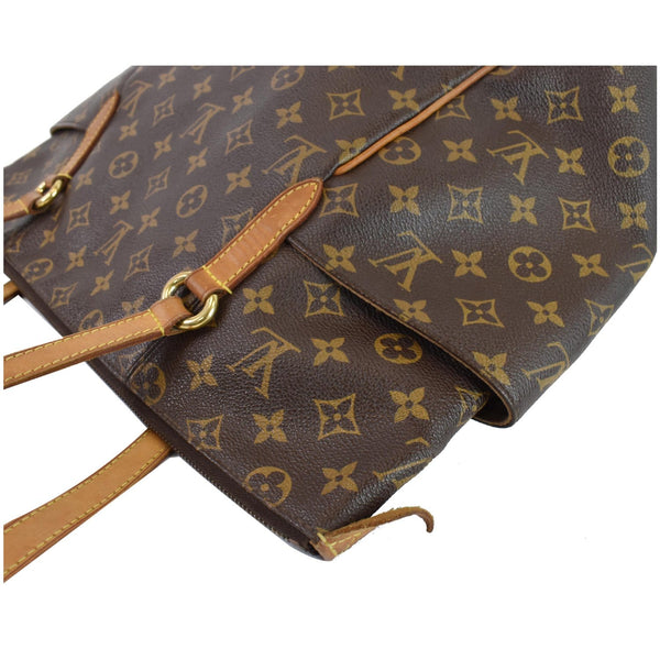 LOUIS VUITTON Totally MM Monogram Canvas Shoulder Bag Brown