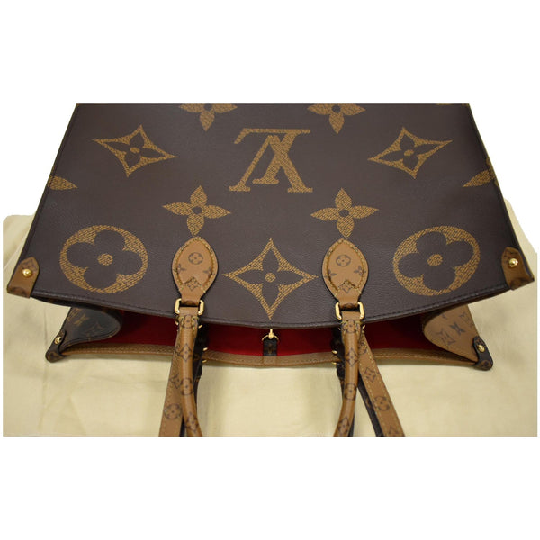 LOUIS VUITTON Onthego GM Reverse Monogram Canvas Tote Shoulder Bag Brown