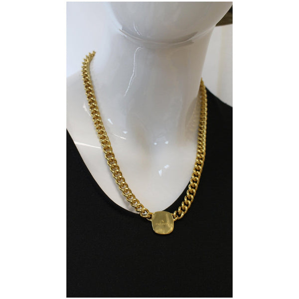Louis Vuitton LV ID Chain Necklace women wear
