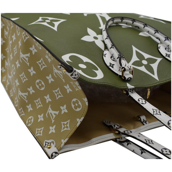LOUIS VUITTON Onthego GM Giant Monogram Canvas Tote Shoulder Bag Khaki Green