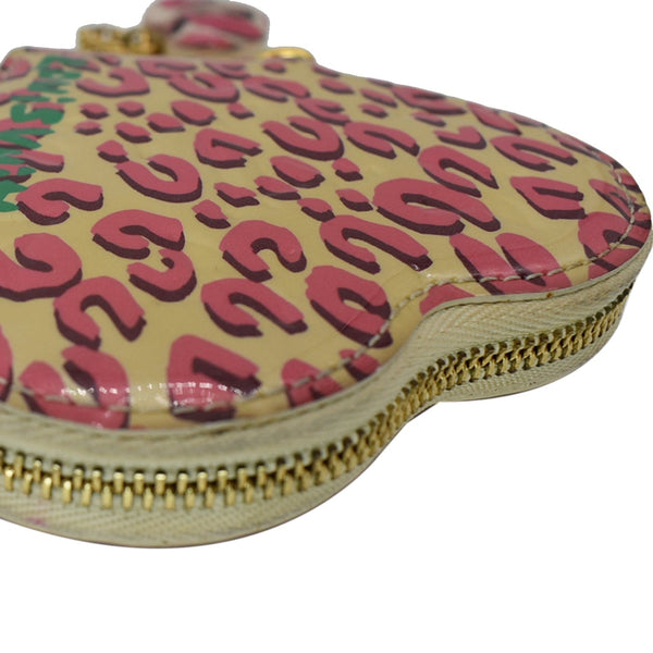 LOUIS VUITTON Leopard Coeur Heart Monogram Vernis Coin Blanc Corail