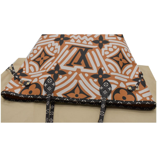 LOUIS VUITTON Neverfull Crafty MM Monogram Gaint Canvas Tote Bag Caramel