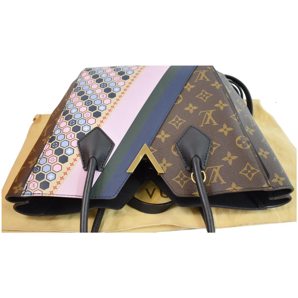 LOUIS VUITTON Kimono Monogram Canvas Graphic Pattern Tote Bag Multicolor