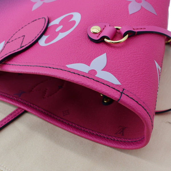 LOUIS VUITTON Neverfull MM Monogram Canvas Tote Bag Midnight Fuchsia