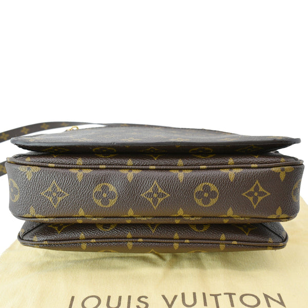 LOUIS VUITTON Metis Pochette Monogram Canvas Crossbody Bag Brown