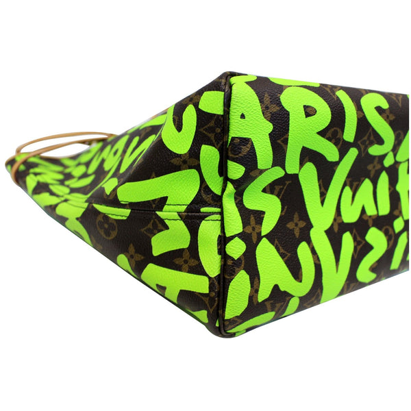 LOUIS VUITTON Neverfull GM Monogram Graffiti Shoulder Bag Lime Green-US