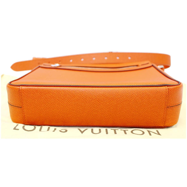LOUIS VUITTON Taiga Leather Roman PM Messenger Bag Orange-US