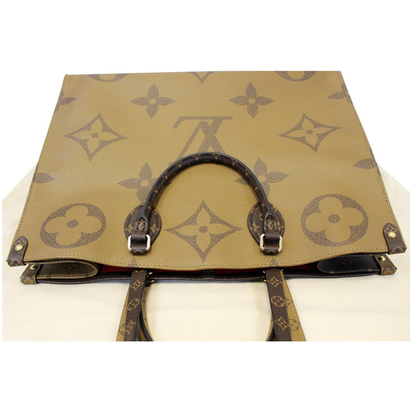 LOUIS VUITTON Onthego Reverse Monogram Giant Canvas Shoulder Bag Brown