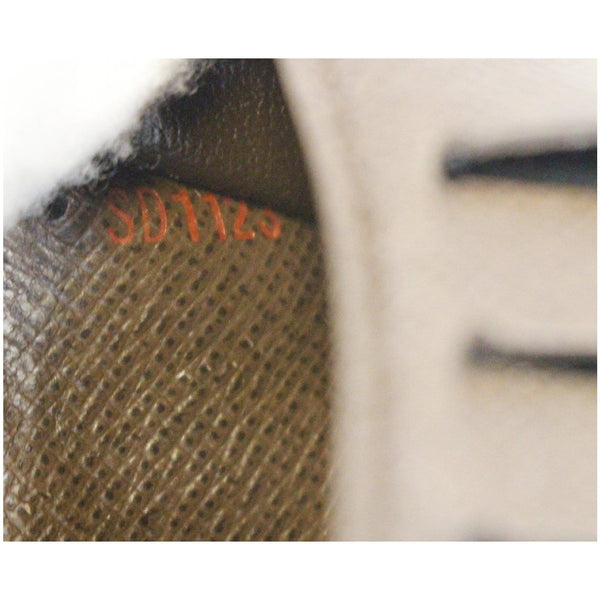 Louis Vuitton Damier ebene Wallet - interior