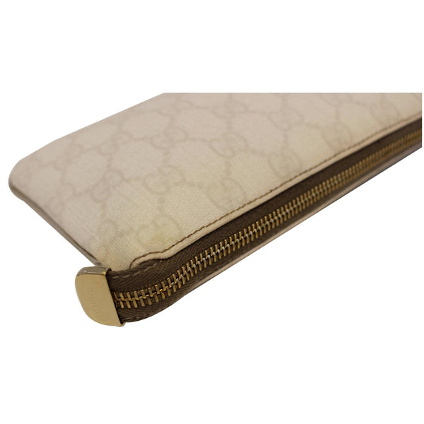 Gucci Clutch Bag GG Canvas Wristlet Pochette White - online