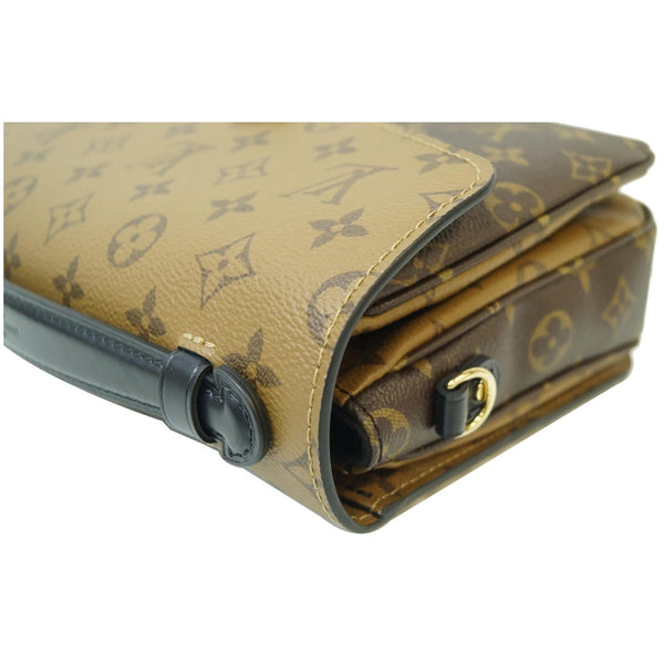 Louis Vuitton Metis Pochette side close up