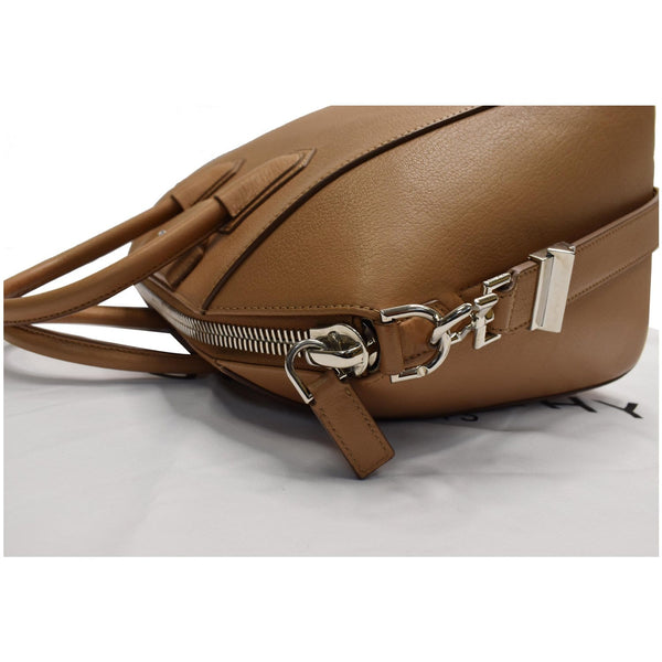 Givenchy Antigona Medium tote handbag - silver hardware