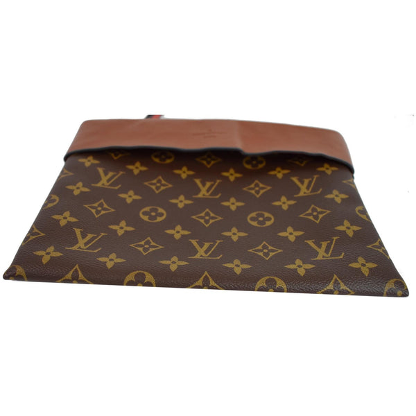 LOUIS VUITTON Tuileries Monogram Canvas Clutch Bag Caramel