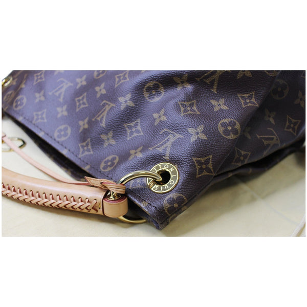 Louis Vuitton Artsy MM Monogram Canvas Bag focused