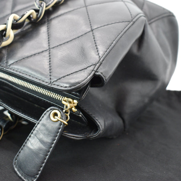 CHANEL Vintage Bekko Lambskin Leather Chain Tote Bag Black