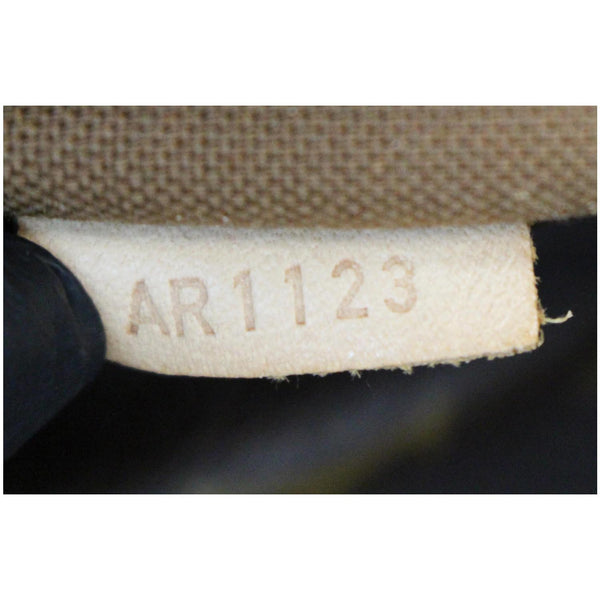 LOUIS VUITTON Totally MM Monogram Canvas Shoulder Bag Brown