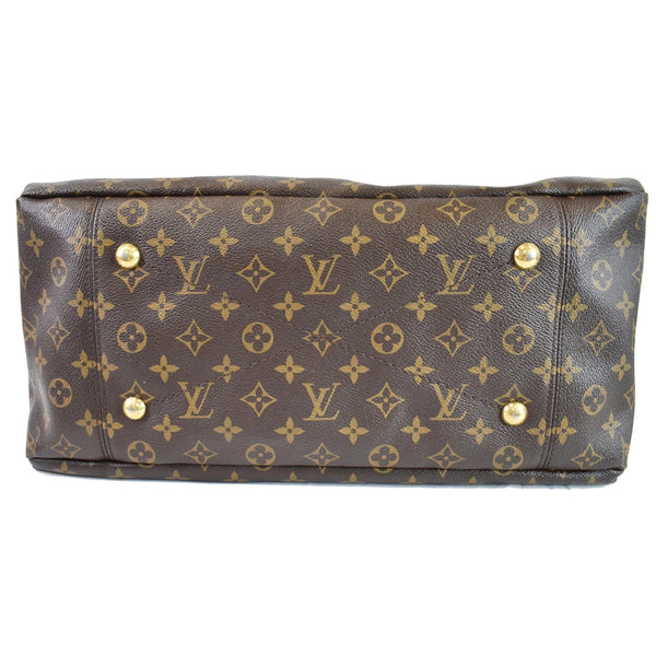 Louis Vuitton Artsy MM Monogram Canvas handbag