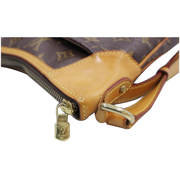 Louis Vuitton Odeon MM Monogram Canvas Shoulder Bag - corner