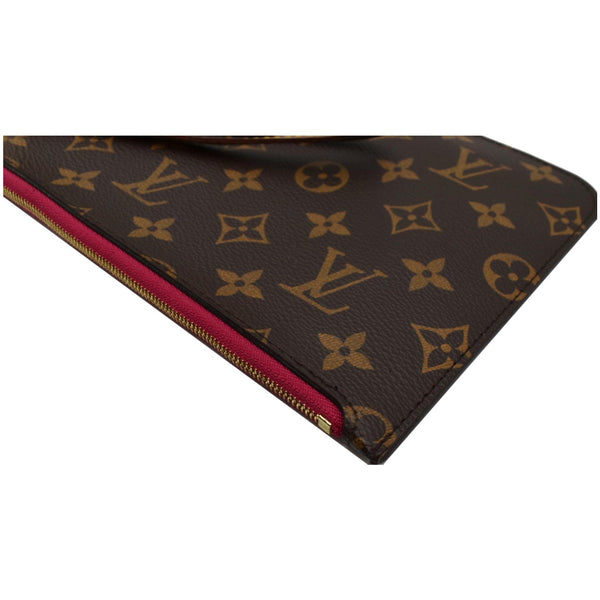 Louis Vuitton Neverfull MM Monogram Canvas Pochette Pouch