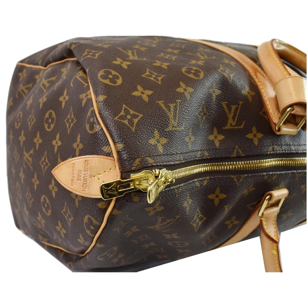 Louis Vuitton Keepall 50 Monogram Canvas Travel Bag - corner side close