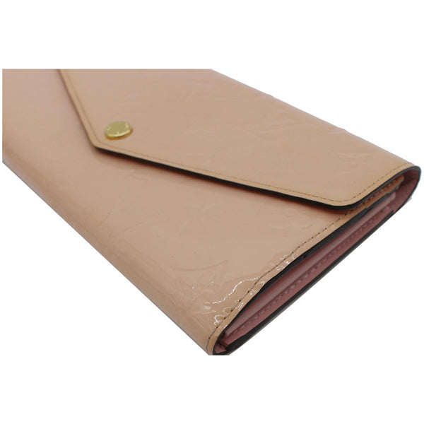 LOUIS VUITTON Sarah Monogram Vernis Leather Chain Wallet Light Pink