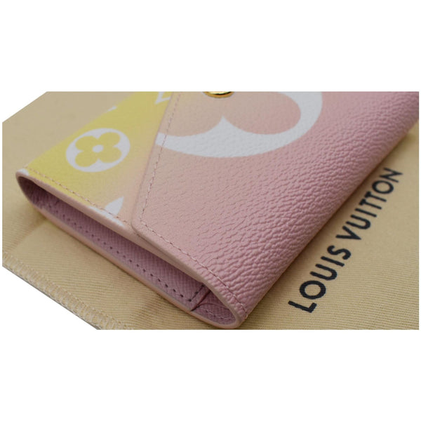 LOUIS VUITTON Monogram Victorine Pool Compact Wallet Pink