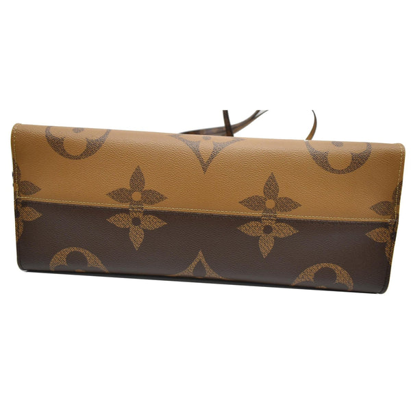 Louis Vuitton Onthego GM Monogram Canvas Tote Bag bottom
