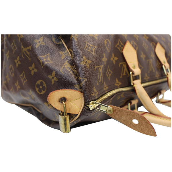 Louis Vuitton Speedy 40 Monogram Canvas Bag straps view