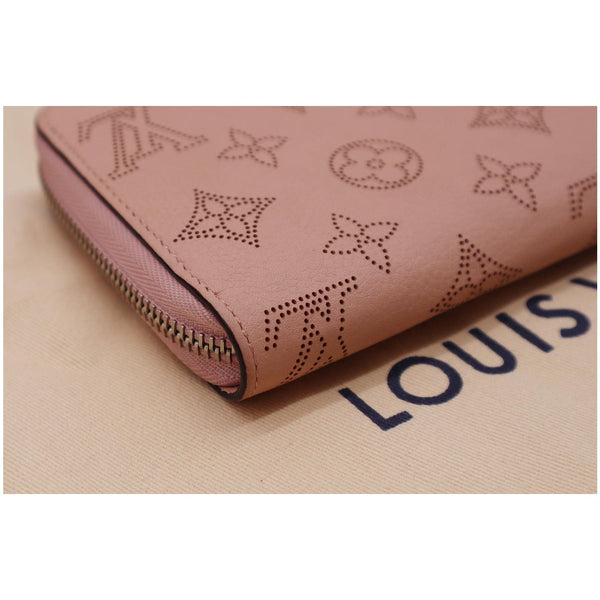 Louis Vuitton Mahina Leather Zippy Wallet Magnolia