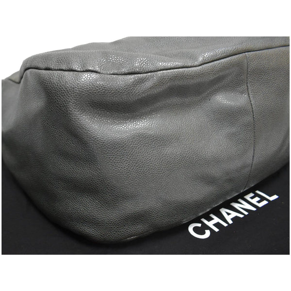 Gucci 31 Small CC Caviar Leather Hobo Bag bottom corner - DDH