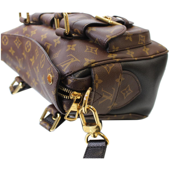 pockets Lv Manhattan NM Monogram Canvas Shoulder Bag