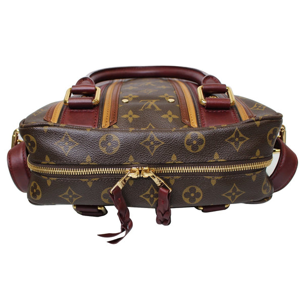 zip view LV Bequia Porte Document Monogram Tote