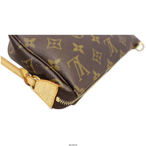 LOUIS VUITTON Pochette Accessoires Monogram Canvas Pouch Bag-US