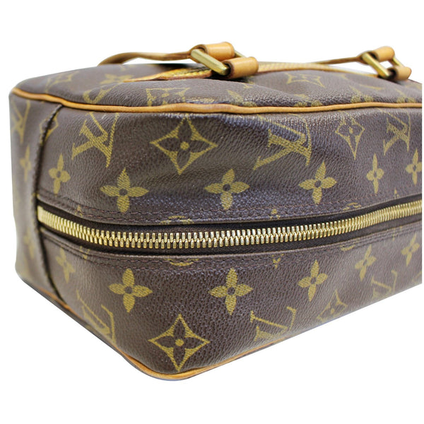 LOUIS VUITTON Cite MM Monogram Canvas Shoulder Bag