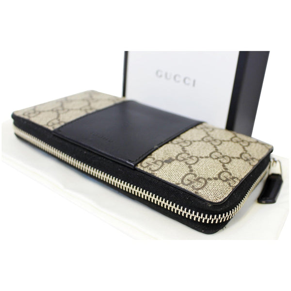 Gucci Wallet GG Supreme Monogram Zip Around - corner
